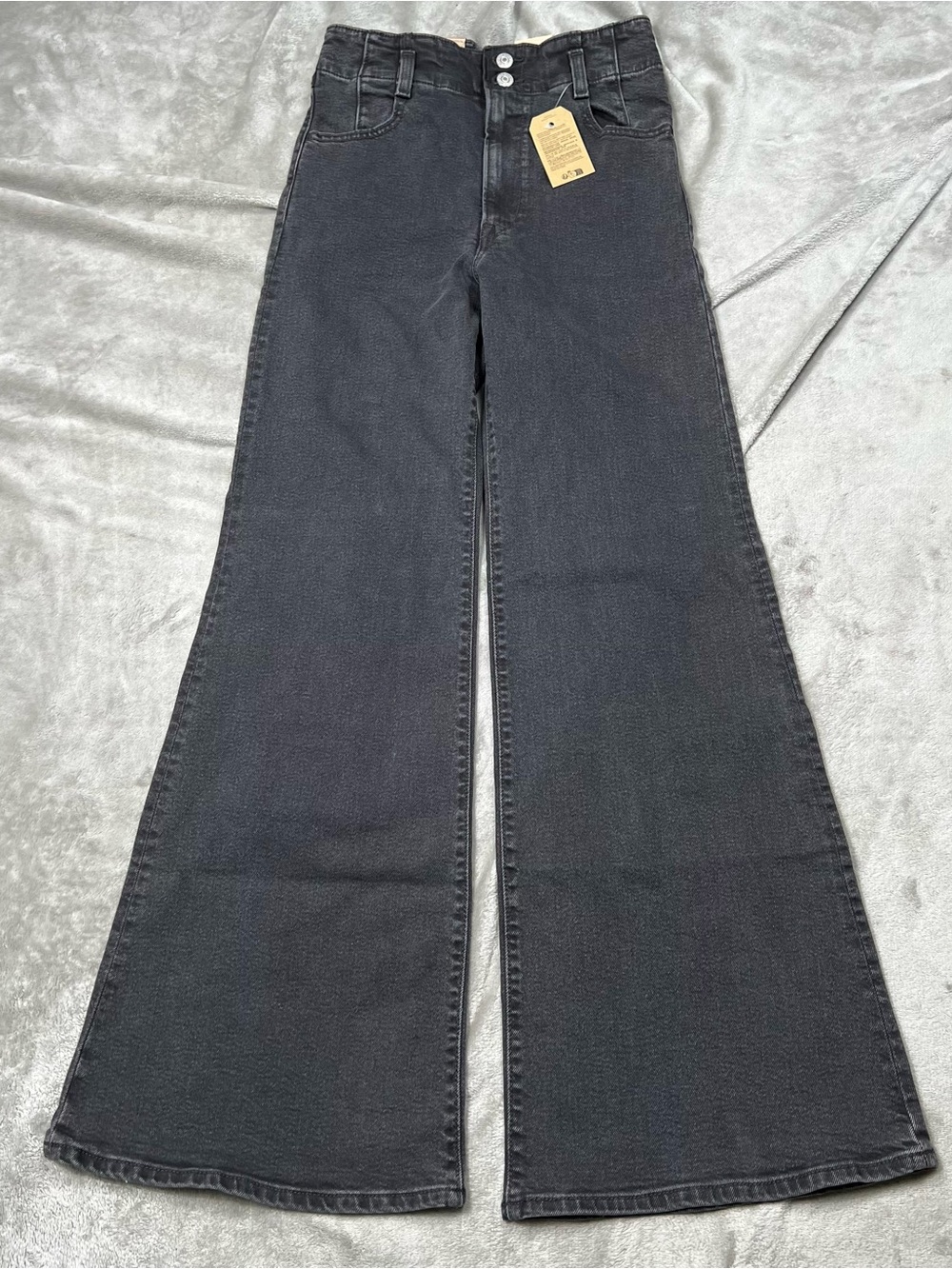 NWT Levi's Ribcage Bell Jeans Womens 26x31 Gray Bellbottom Flare High Rise Y2K
